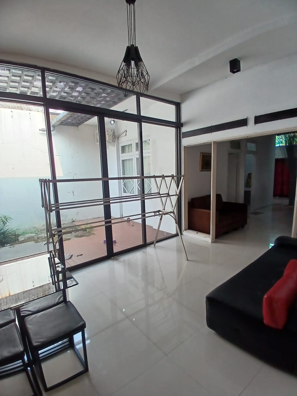 DiJual Rumah di Mekarindah Jababeka